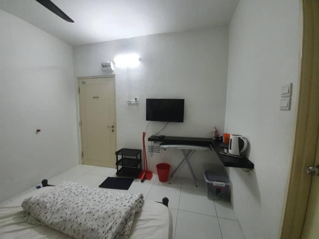 Vista Alam Serviced Apartment Near Idcc Sacc Pkns Uitm Msu Avisena Shah Alam Extérieur photo